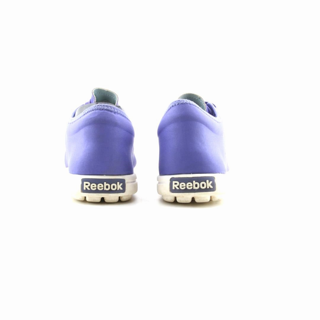 REEBOK  SKYSCRAPER Reebok athletic footwear visuals