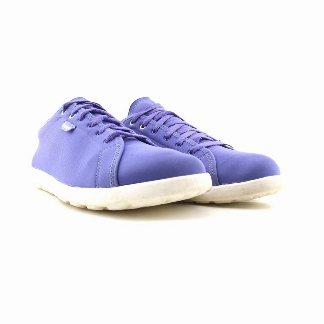 REEBOK  SKYSCRAPER Reebok athletic footwear visuals
