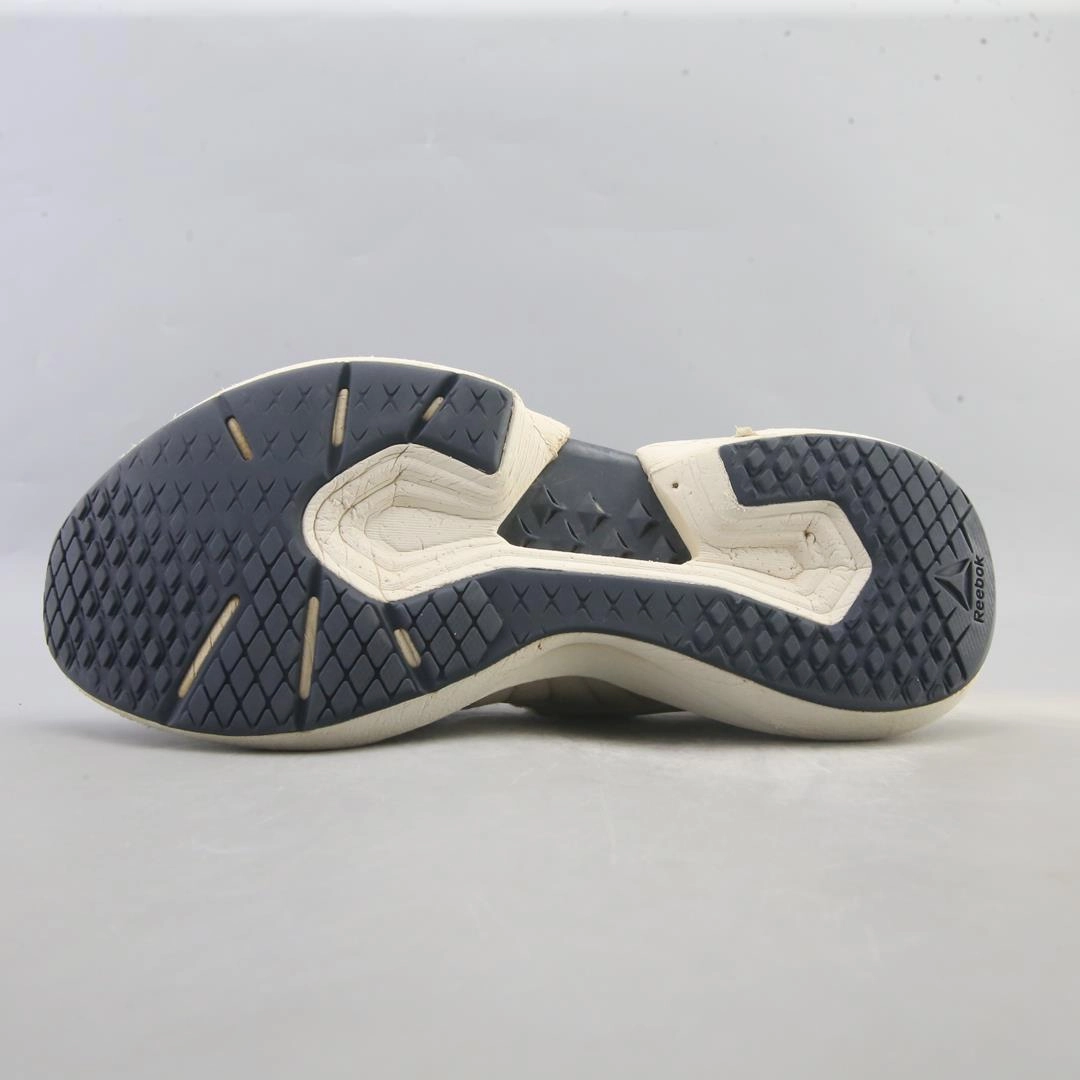 REEBOK SOLE FURY 00 Reebok athletic footwear visuals