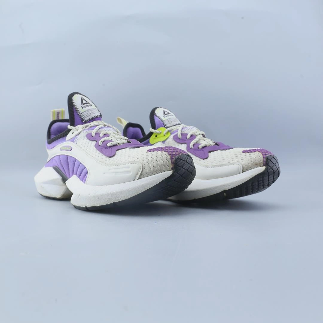 REEBOK  SOLE FURY Reebok classic shoe shots
