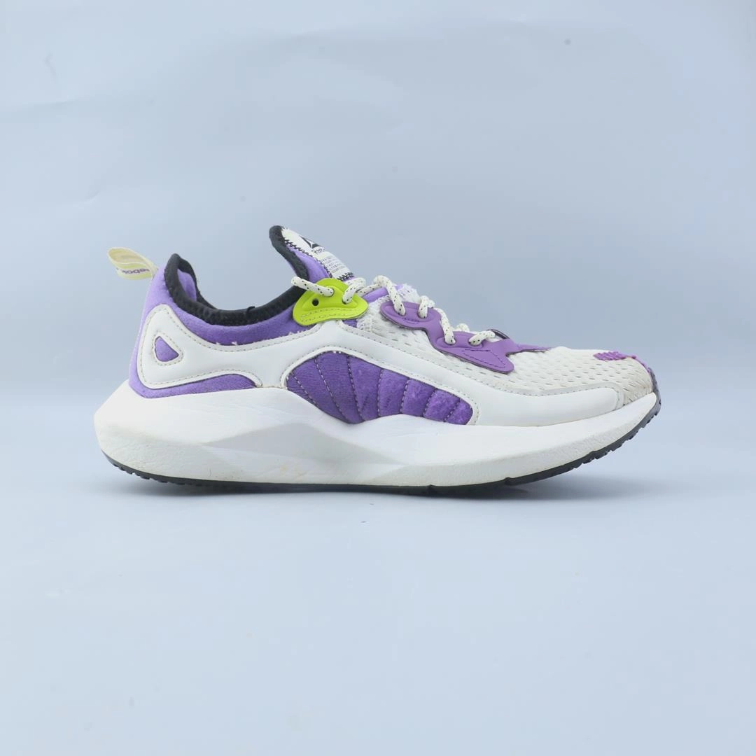 REEBOK  SOLE FURY Reebok classic shoe shots