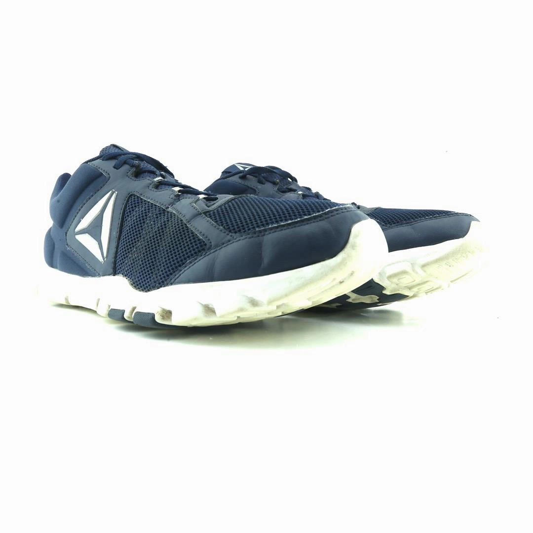 REEBOK YOURFLEX TRAIN 9.0 Reebok classic shoe shots