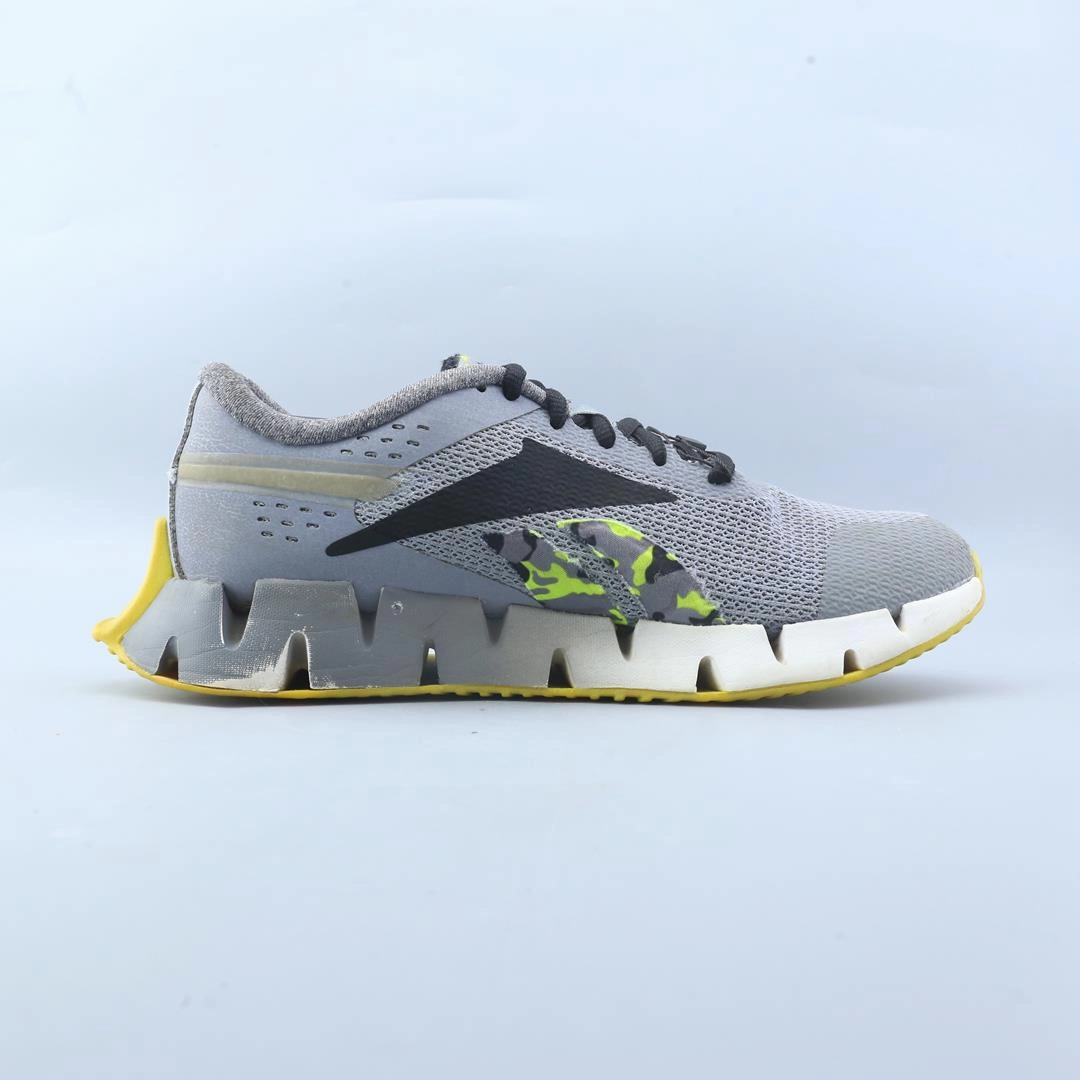 REEBOK ZIG DYNAMICA 2 Reebok classic shoe shots