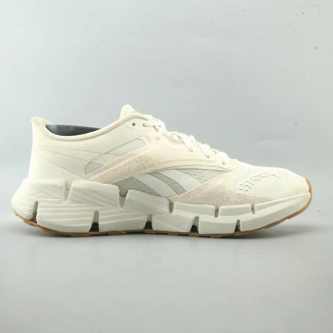 REEBOK ZIG DYNAMICA 5 Reebok classic shoe shots