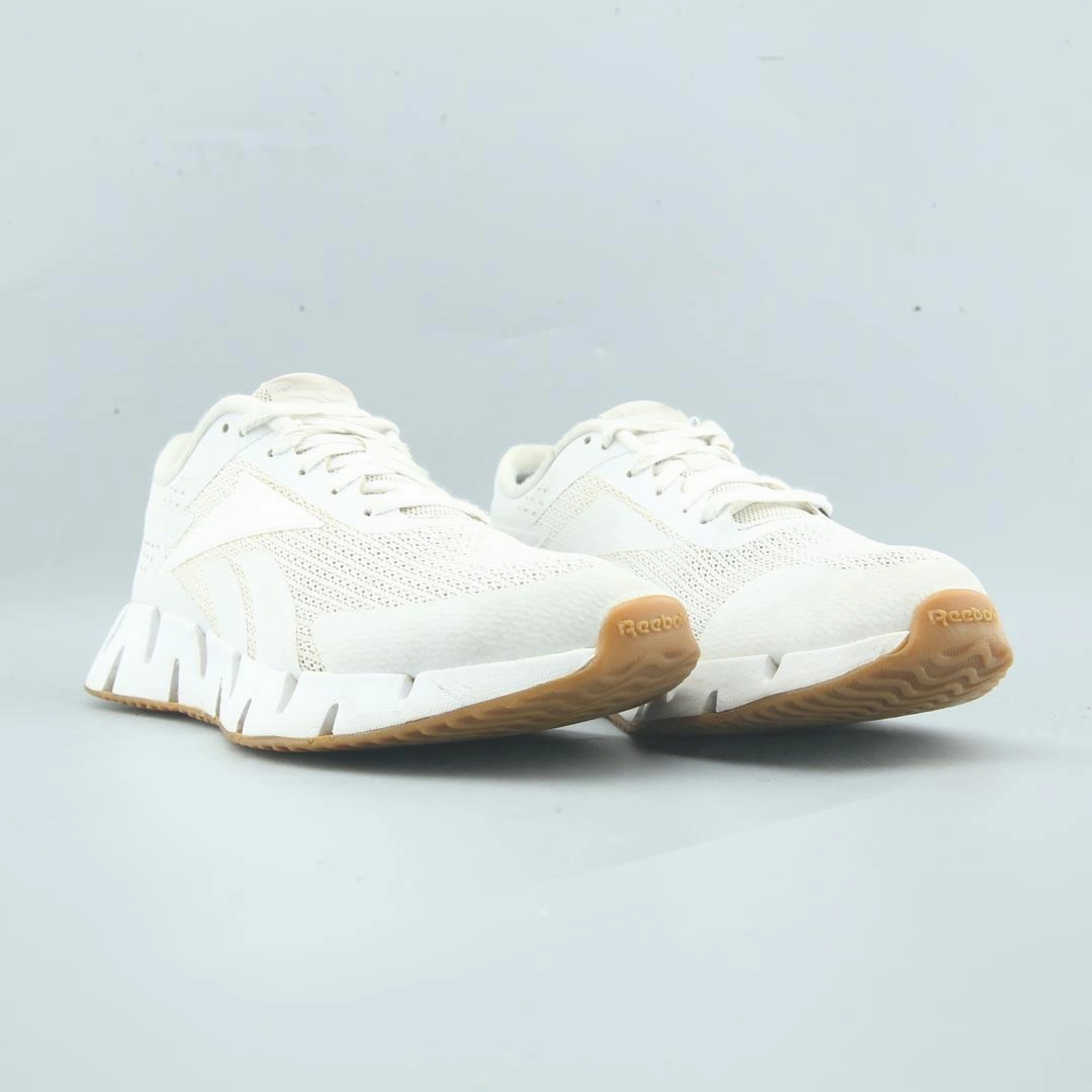 REEBOK ZIG DYNAMICA 5 Reebok classic shoe shots