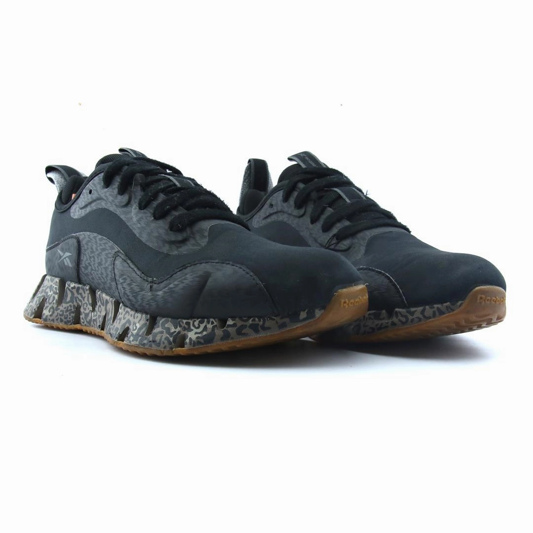REEBOK ZIG DYNAMICA Reebok athletic footwear visuals