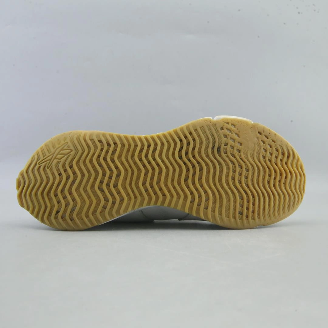 REEBOK  ZIG DYNAMICA Reebok athletic footwear visuals
