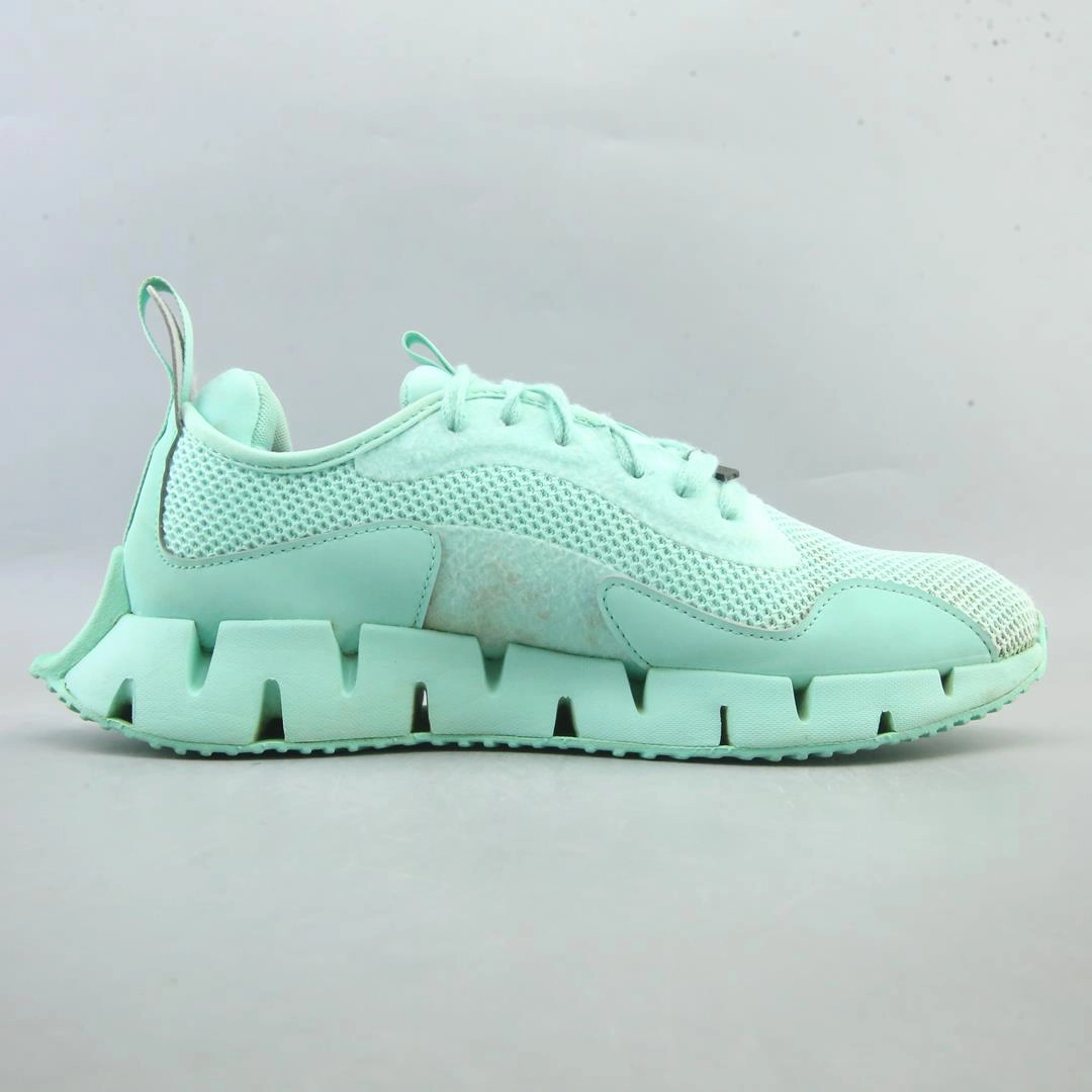 REEBOK ZIG DYNAMICA Reebok athletic footwear visuals