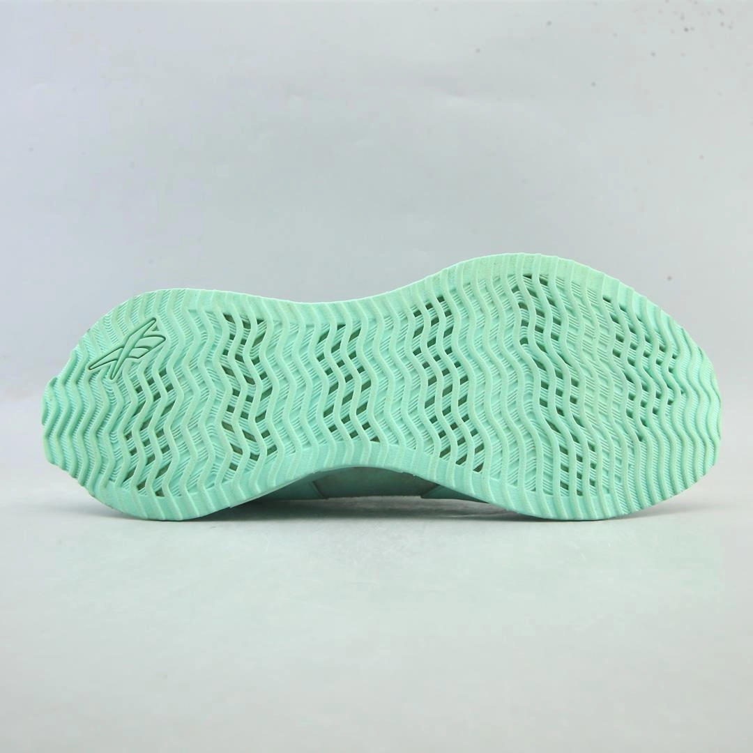 REEBOK ZIG DYNAMICA Reebok athletic footwear visuals