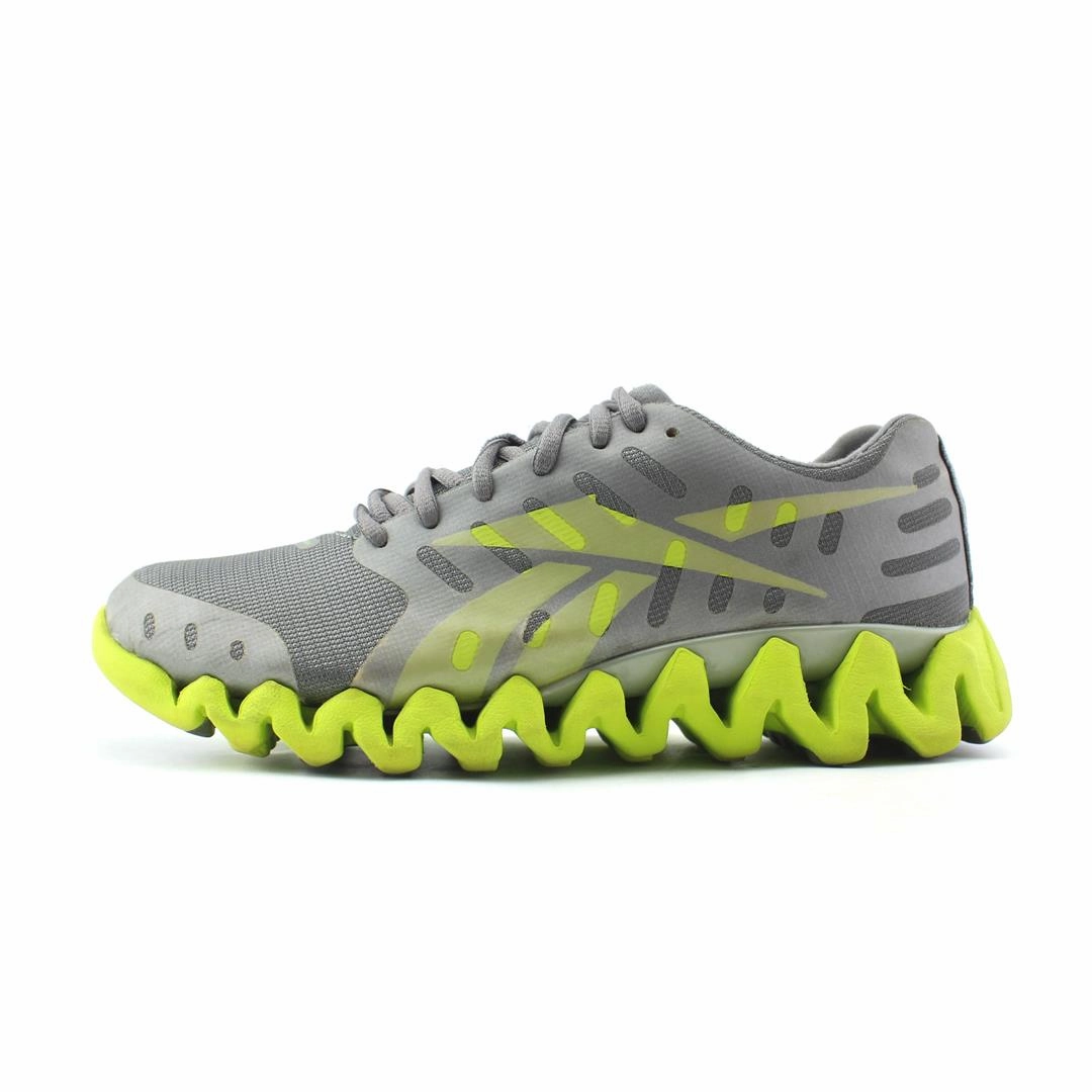 REEBOK ZIGTECH SHARK Reebok versatile sport footwear