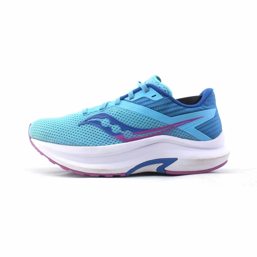 SAUCONY  AXON Saucony classic running sneaker designs