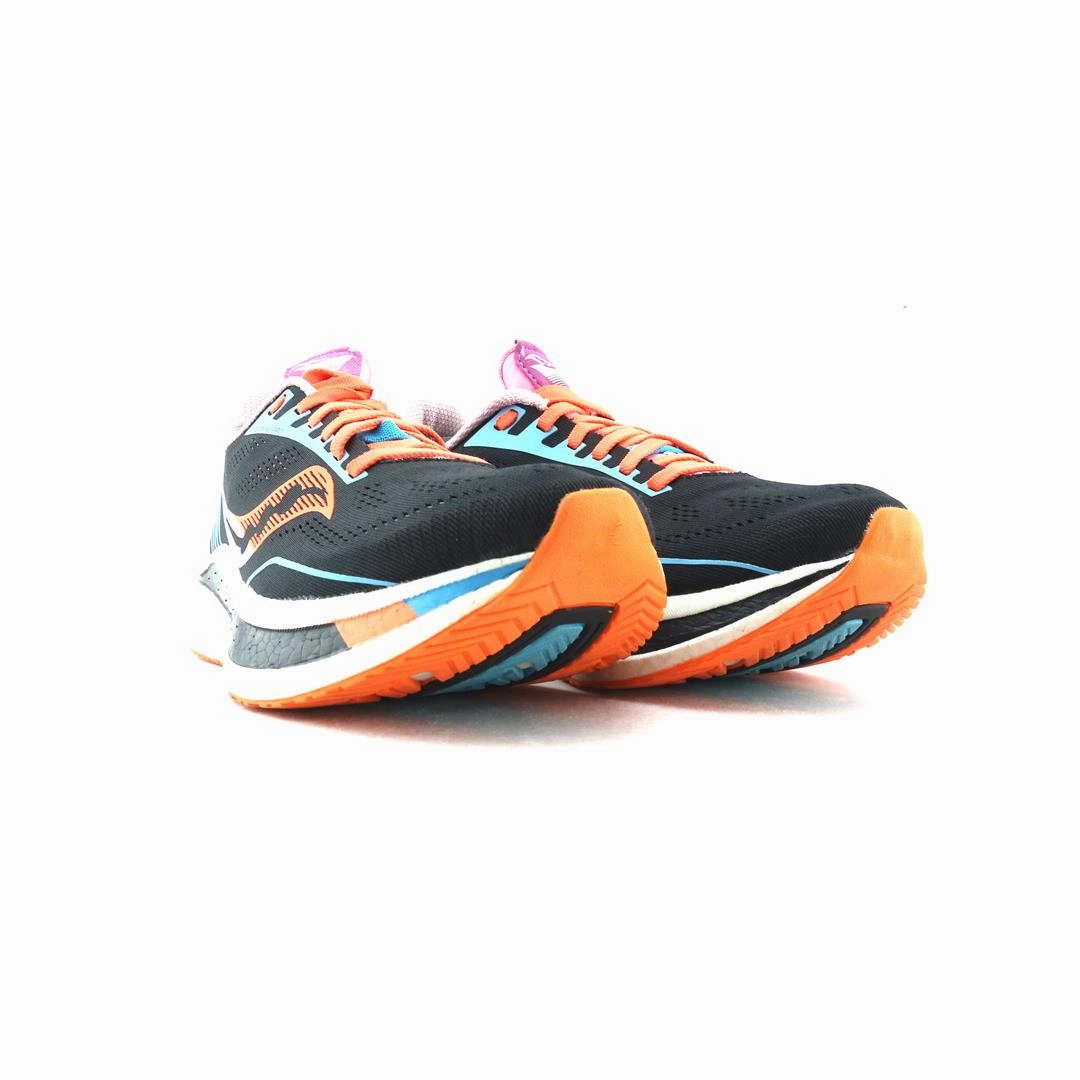 SAUCONY ENDHORPHIN PRO Saucony running shoe close-ups