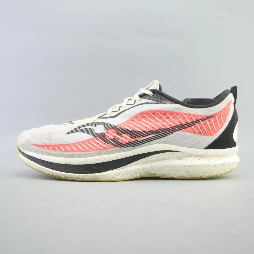 SAUCONY ENDHORPHIN SPEED 2 Saucony classic running sneaker designs