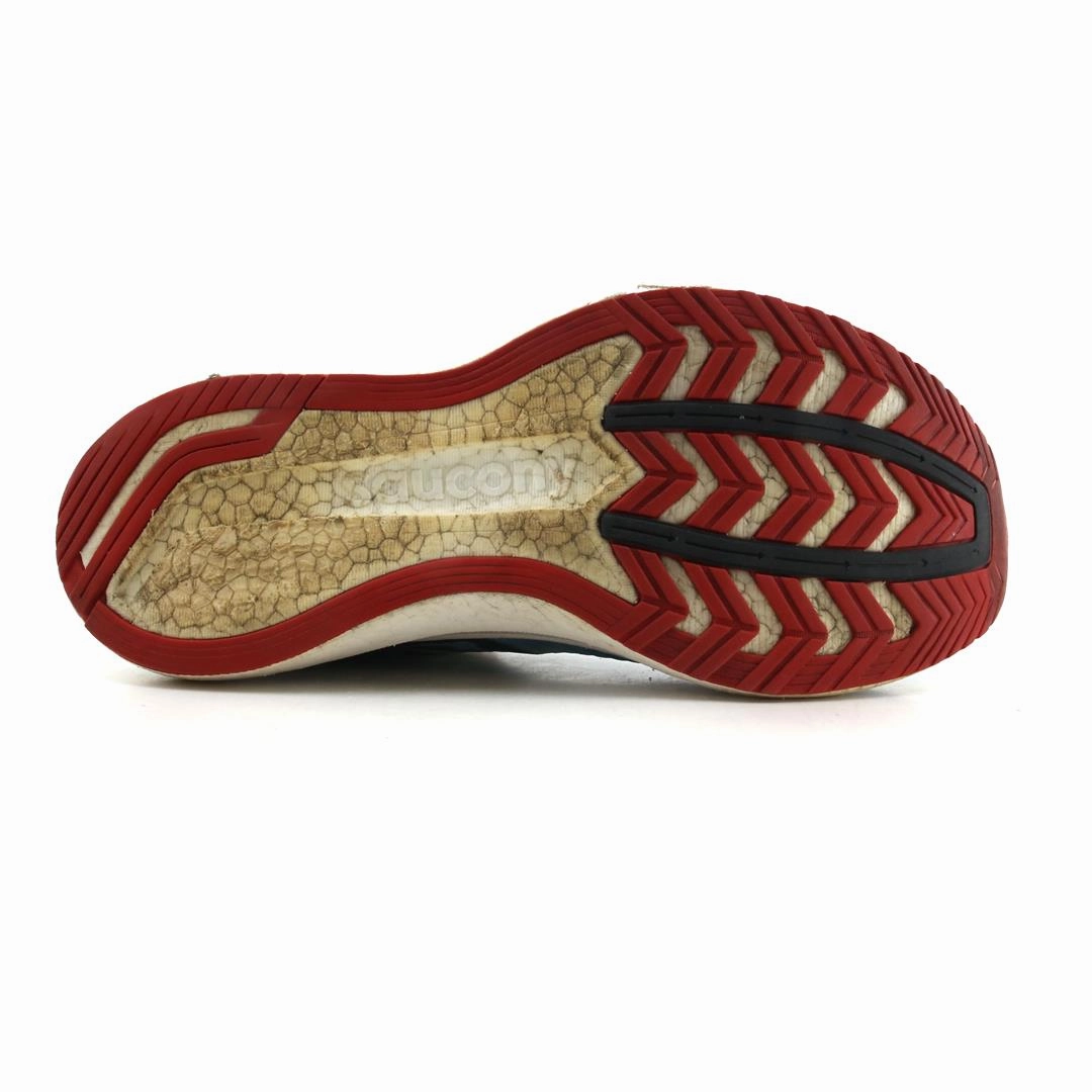 SAUCONY ENDHORPHIN SPEED 2 Saucony casual footwear looks
