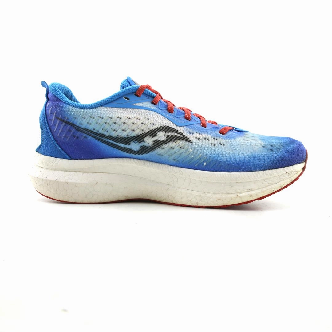 SAUCONY ENDHORPHIN SPEED 2 Saucony casual footwear looks