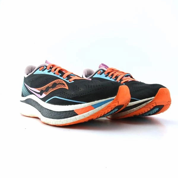 SAUCONY ENDORPHIN PRO Saucony running shoe close-ups