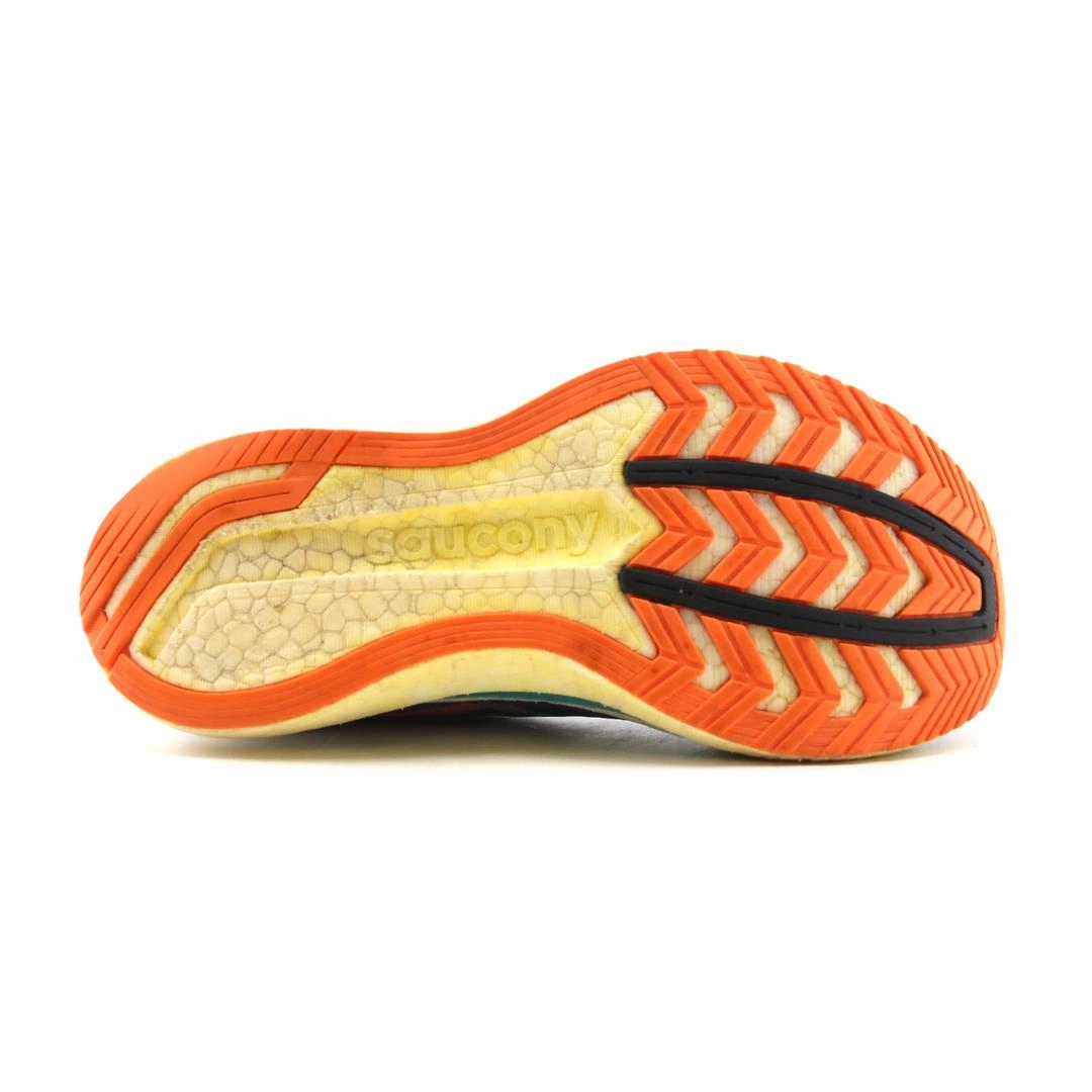 SAUCONY ENDORPHIN SPEED 2 Saucony casual footwear looks