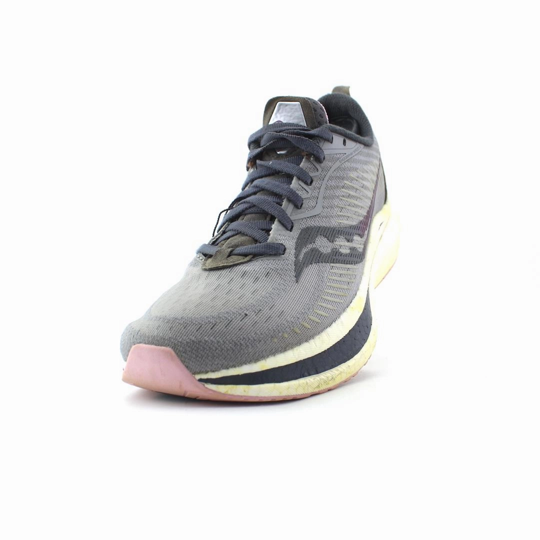 SAUCONY ENDORPHIN SPEED 2 Saucony casual footwear looks