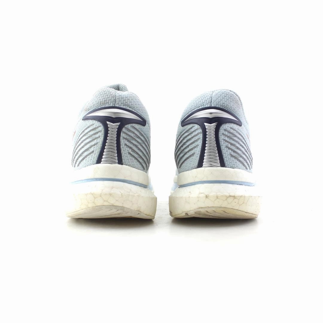 SAUCONY ENDORPHIN SPEED Saucony casual footwear looks