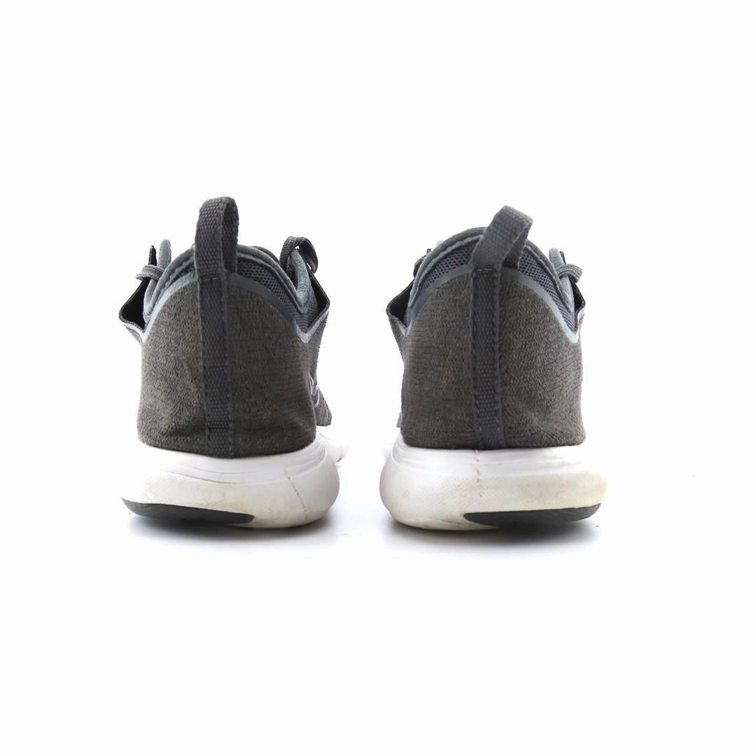 SAUCONY  EROS Saucony casual footwear looks