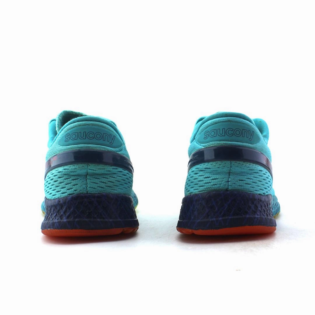 SAUCONY FREEDOM ISO Saucony casual footwear looks