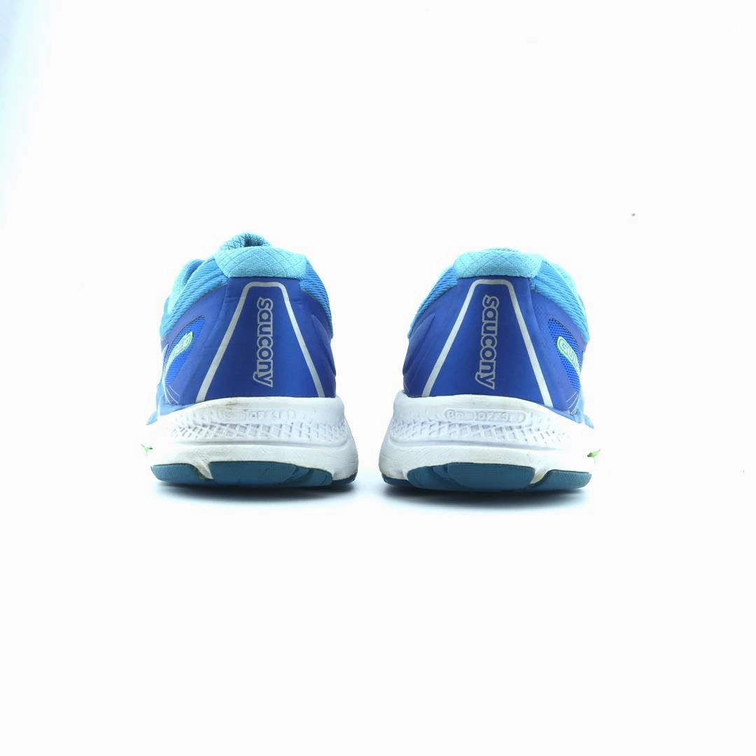 SAUCONY GUIDE 10 Saucony running shoe close-ups
