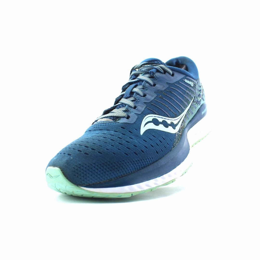 SAUCONY GUIDE 13 Saucony casual footwear looks