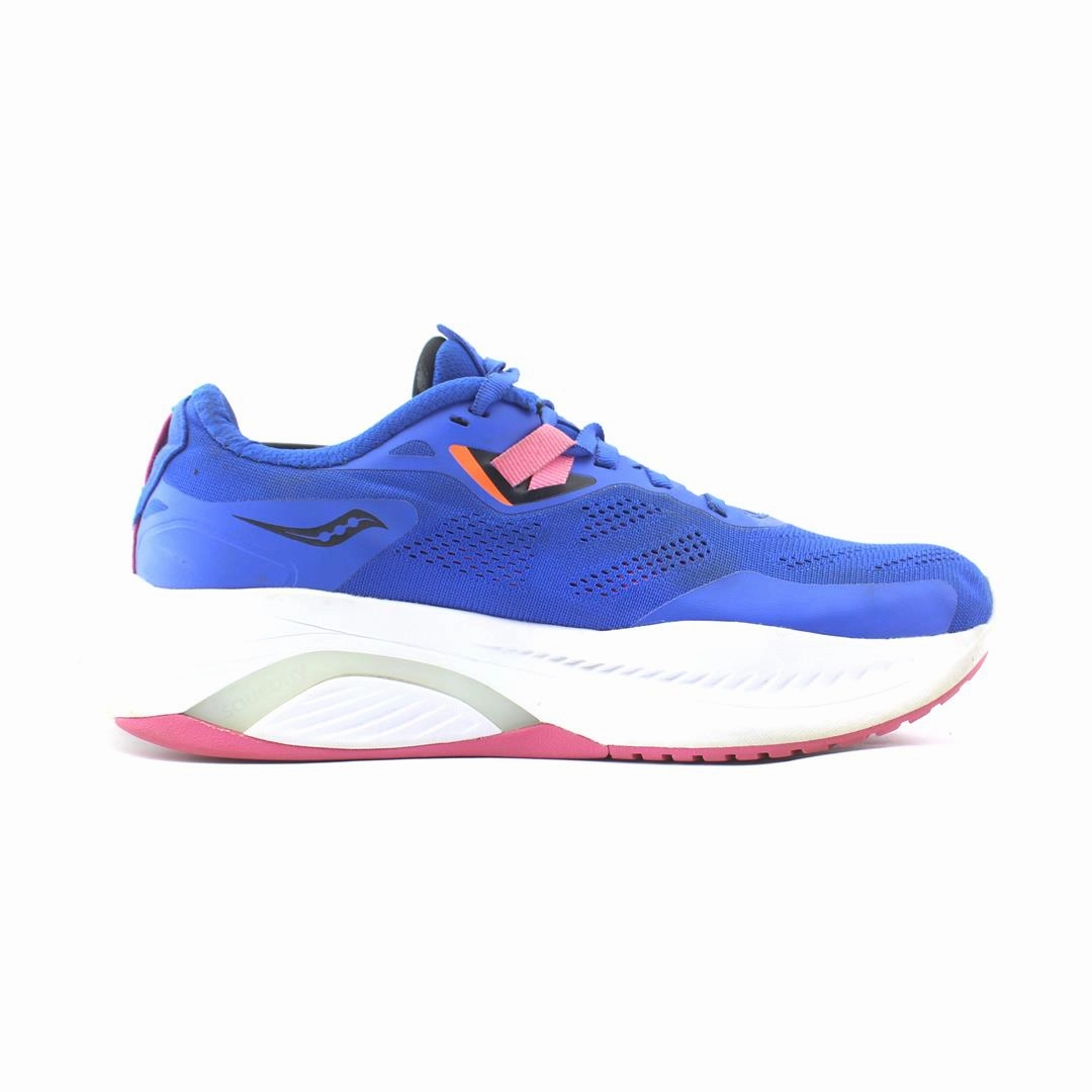 SAUCONY GUIDE 15 Saucony casual footwear looks