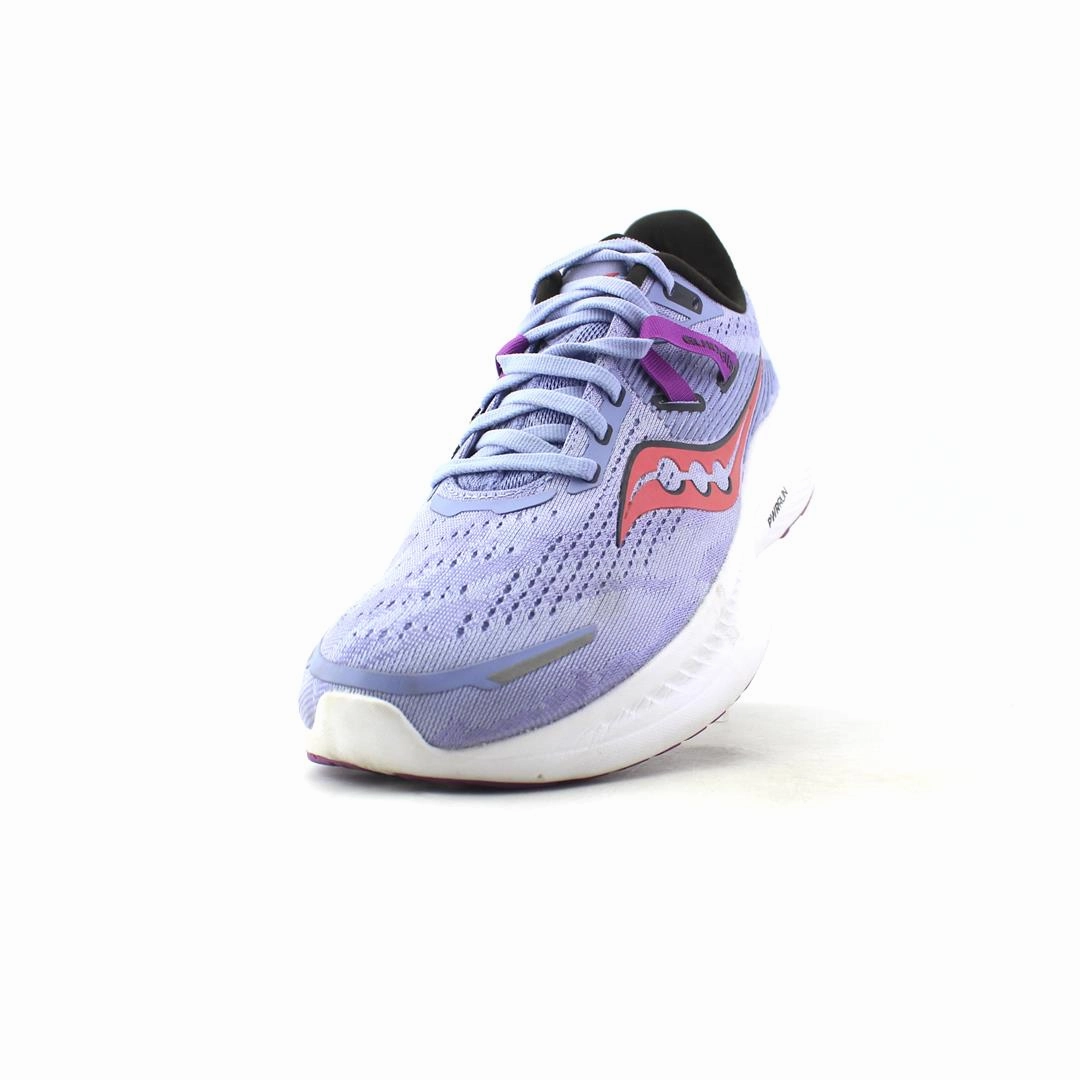 SAUCONY GUIDE  16 Saucony casual footwear looks
