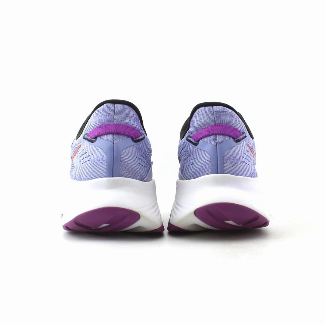 SAUCONY GUIDE  16 Saucony casual footwear looks
