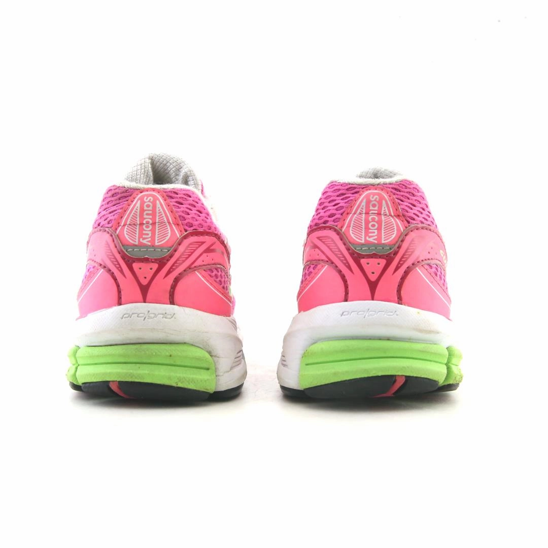 SAUCONY GUIDE 6 Saucony casual footwear looks
