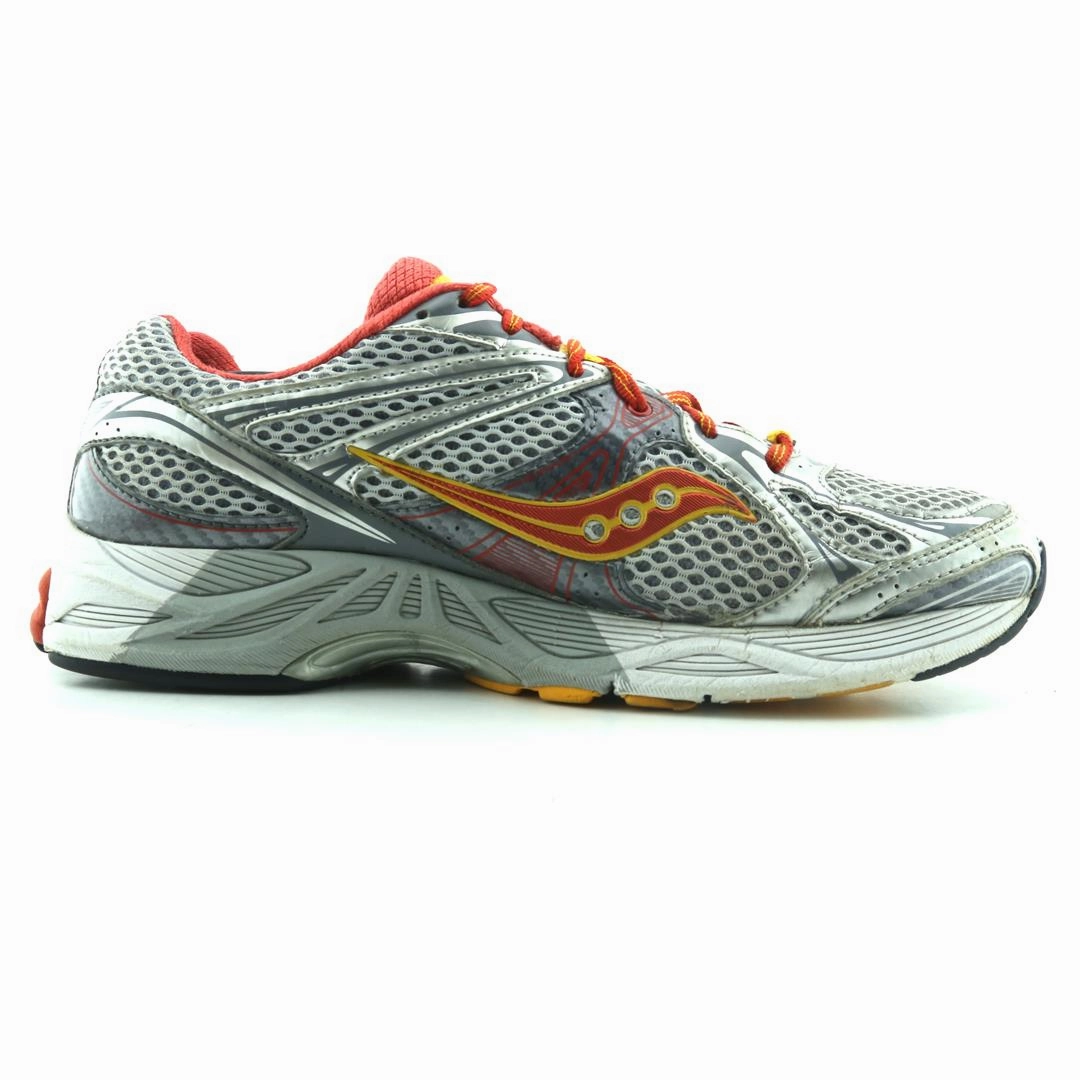 SAUCONY GUIDE 6 Saucony running shoe close-ups