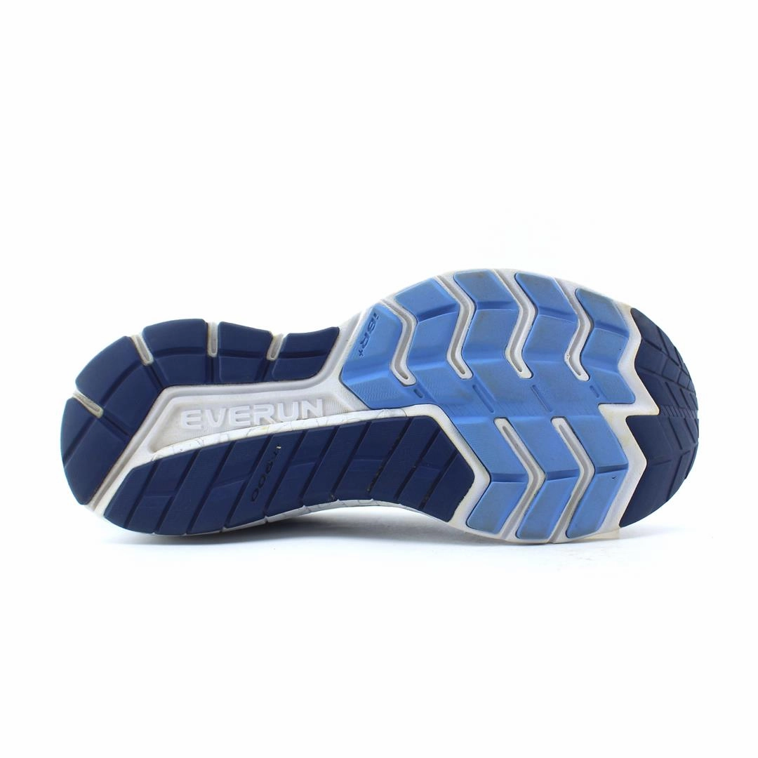 SAUCONY GUIDE ISO Saucony casual footwear looks