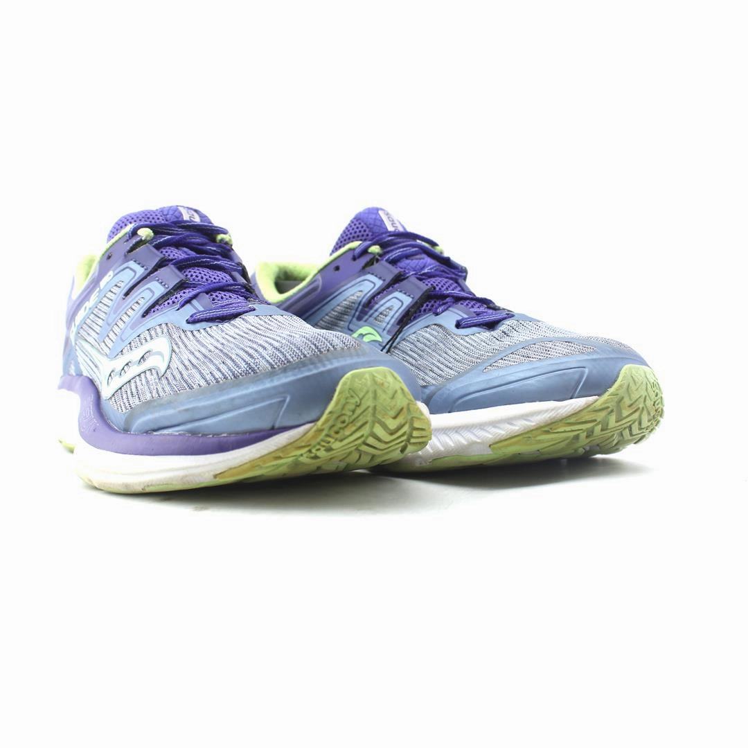 SAUCONY GUIDE ISO Saucony casual footwear looks