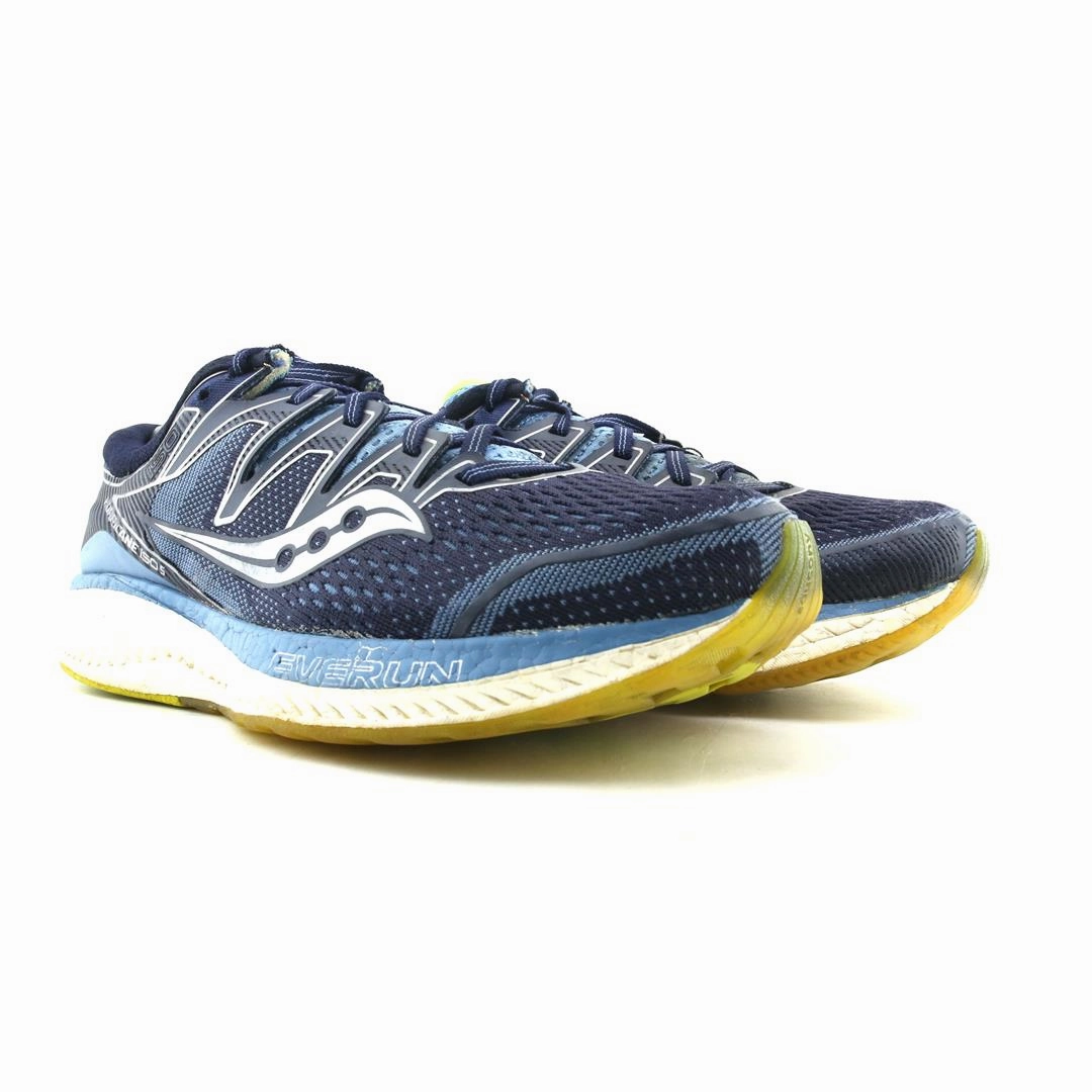 SAUCONY HURRICANE ISO 5 Saucony casual footwear looks