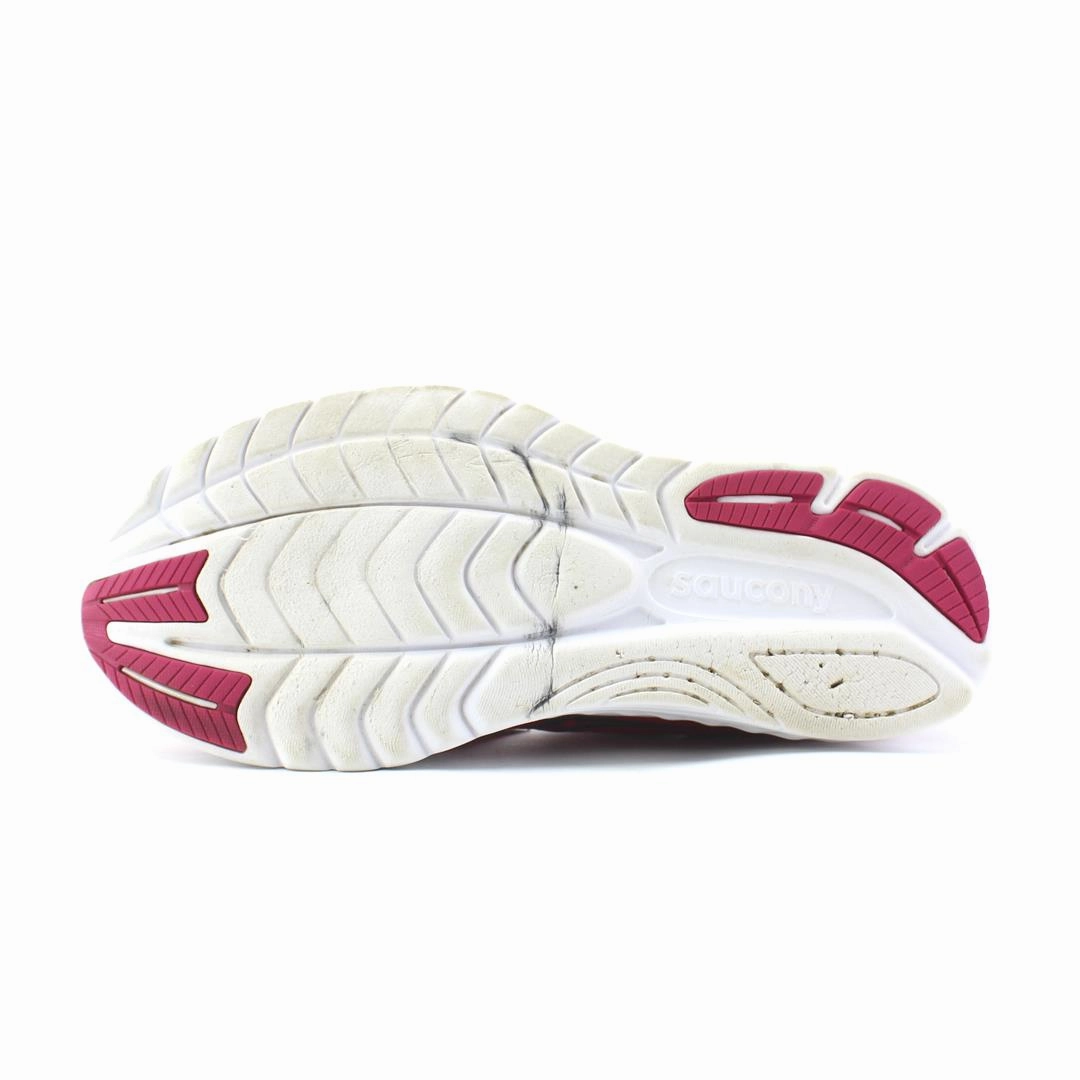 SAUCONY  KINVARA 11 Saucony casual footwear looks