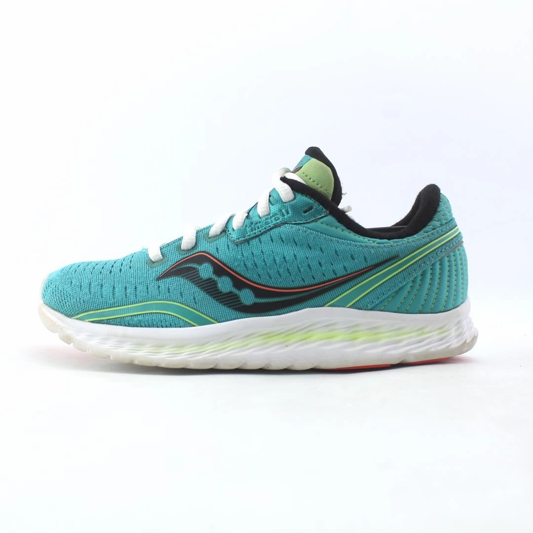 SAUCONY KINVARA 11 Saucony classic running sneaker designs