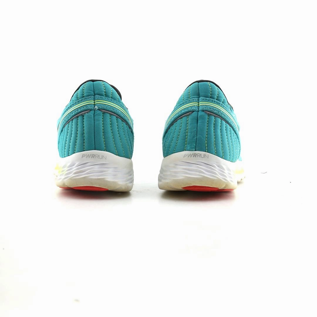 SAUCONY KINVARA 11 Saucony casual footwear looks