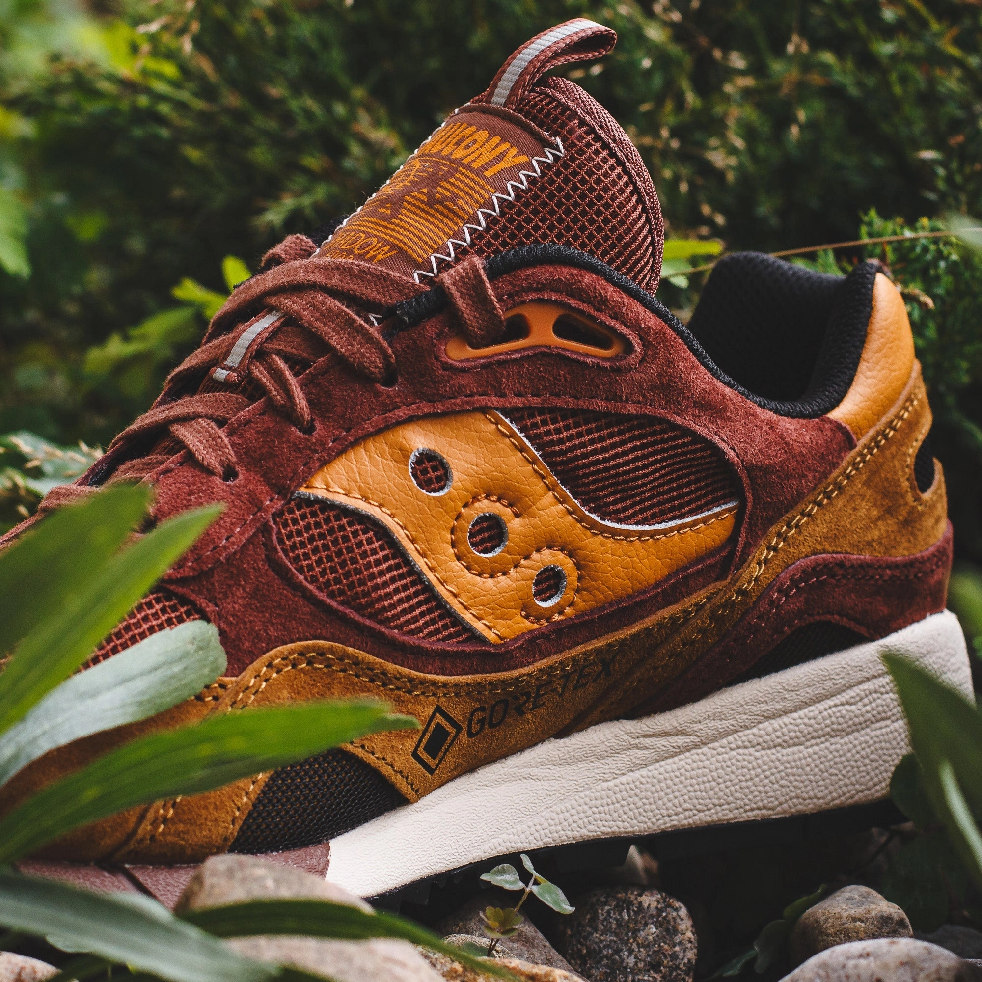 Saucony Men Shadow 6000 Brown Gore-Tex S70786-1 Saucony high-speed running shoes