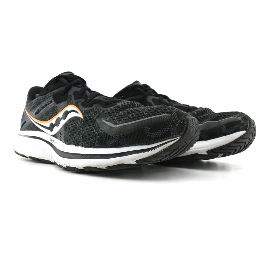 SAUCONY OMNI 20 Saucony running shoe close-ups