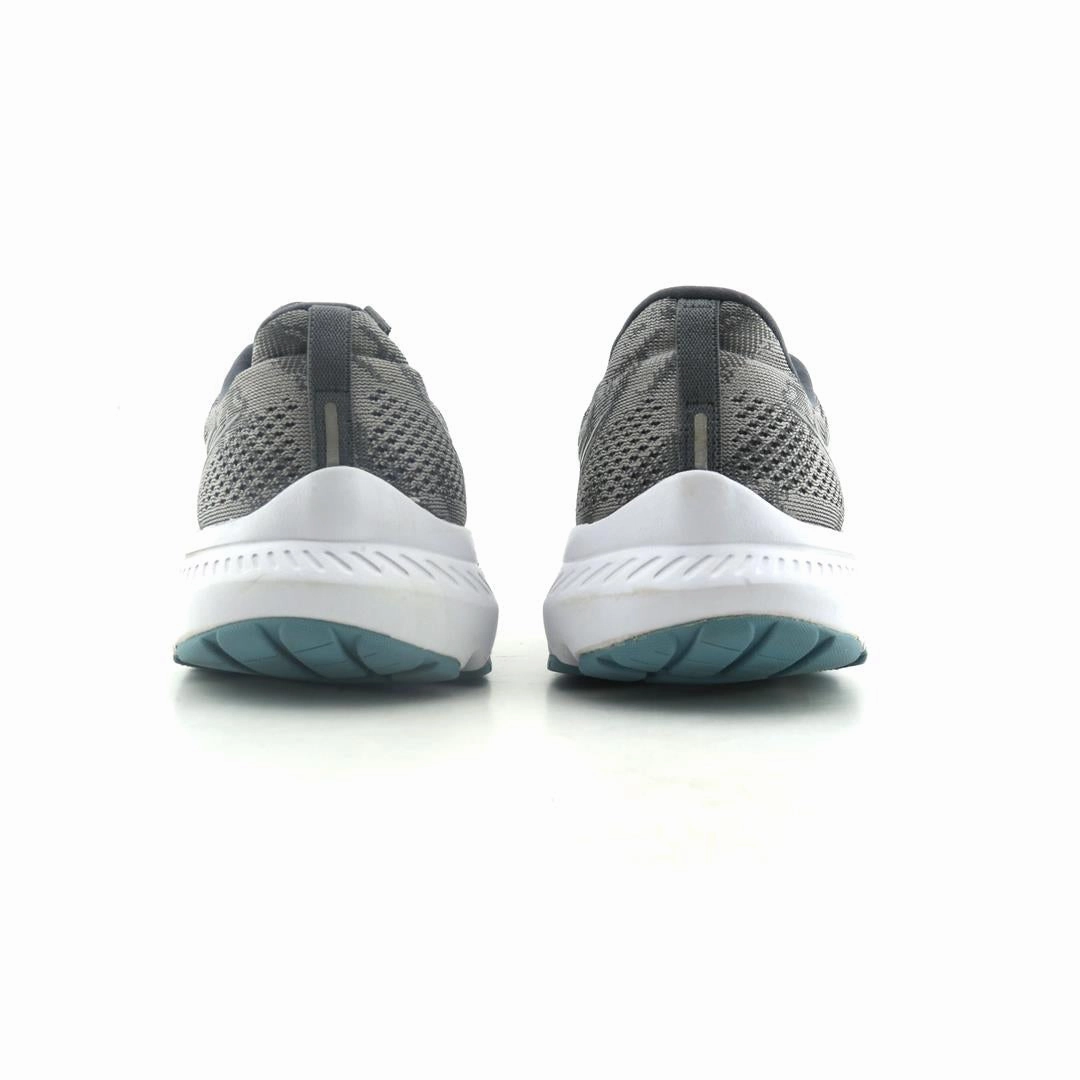 SAUCONY OMNI 21 Saucony running shoe close-ups