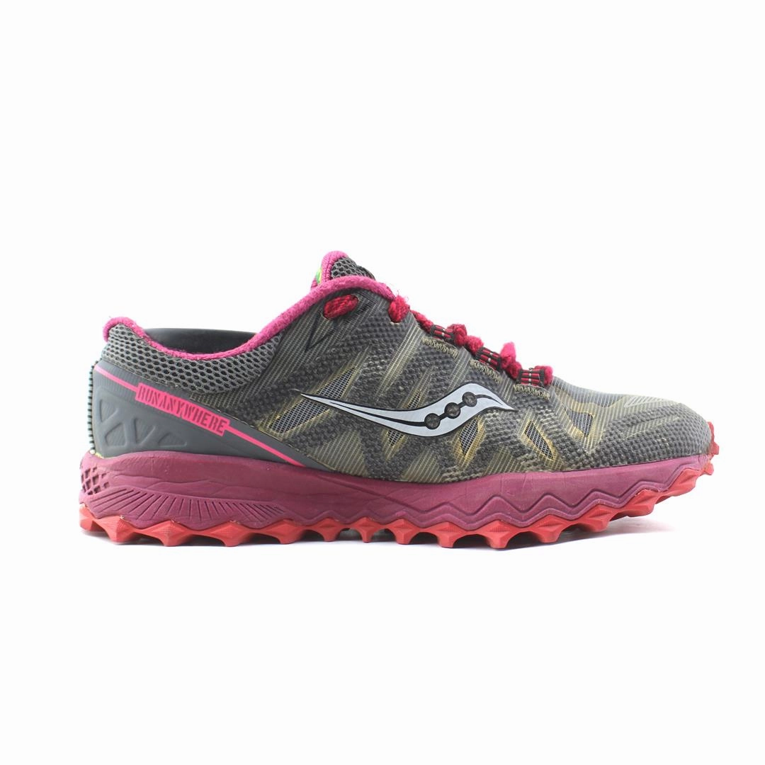 SAUCONY  PEREGRINE 7 Saucony casual footwear looks
