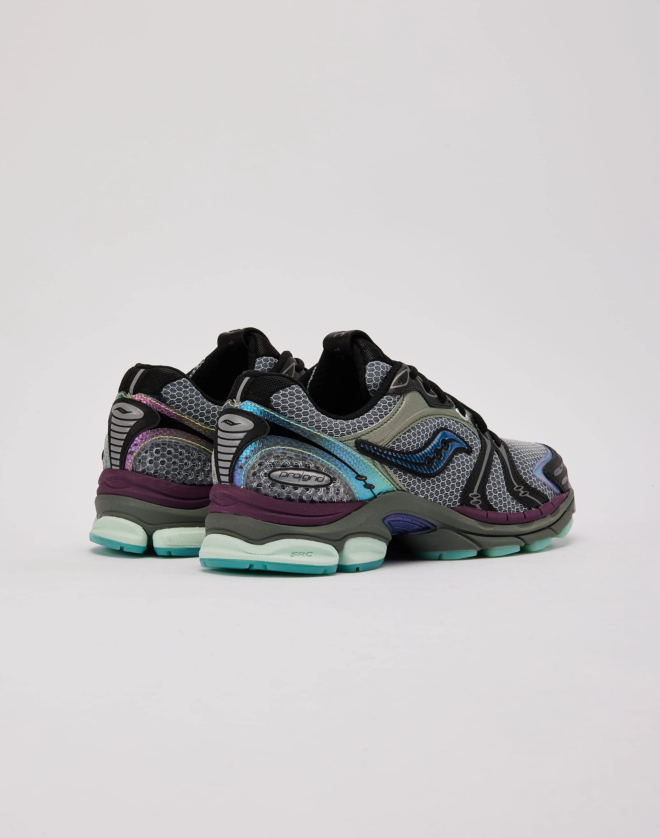 Saucony ProGrid Triumph 4 Grade-School Plush Running Trainers