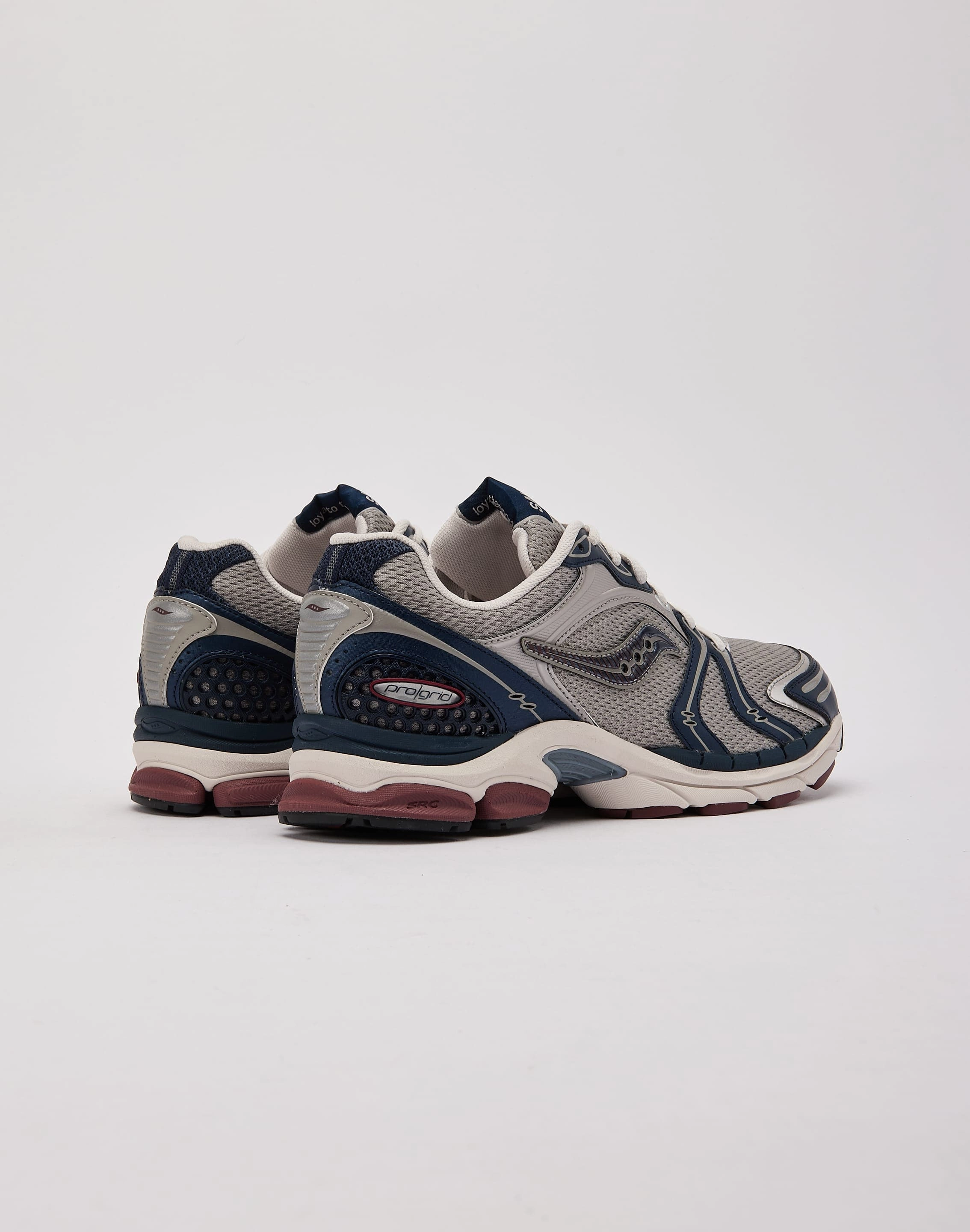 Saucony ProGrid Triumph 4 Plush Running Trainers