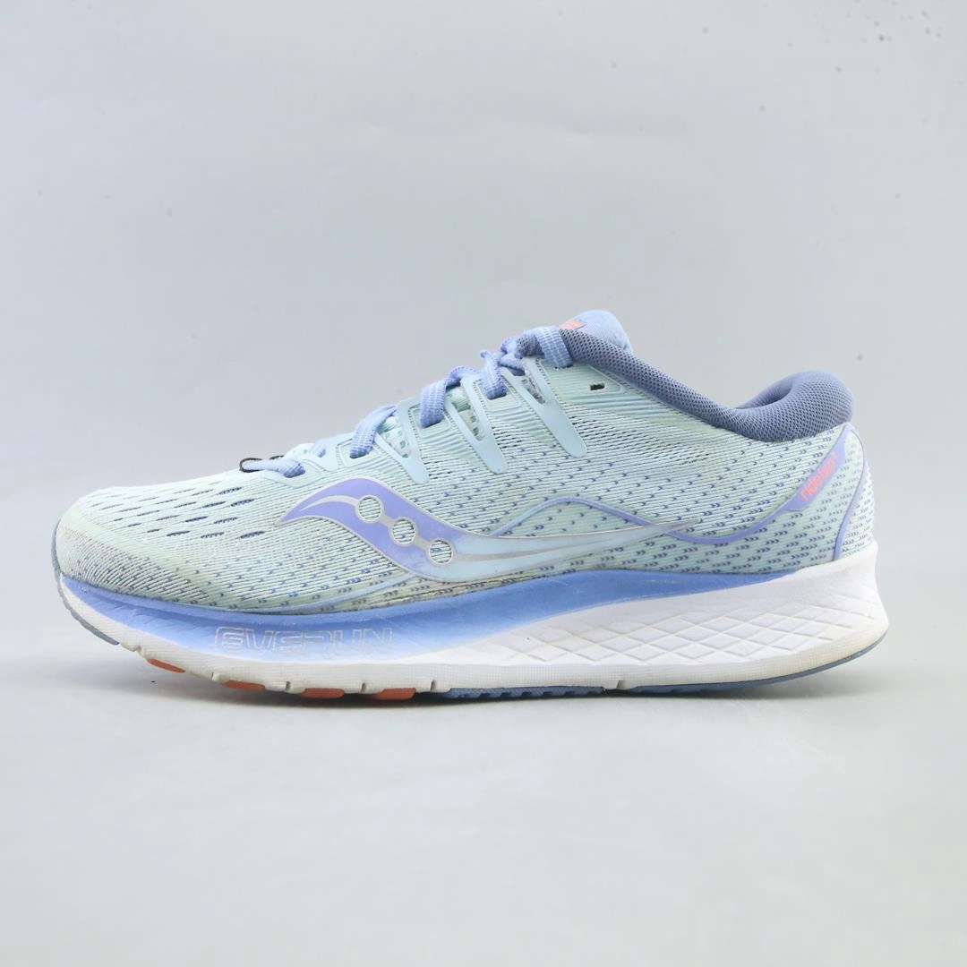 SAUCONY RIDE ISO 2 Saucony classic running sneaker designs