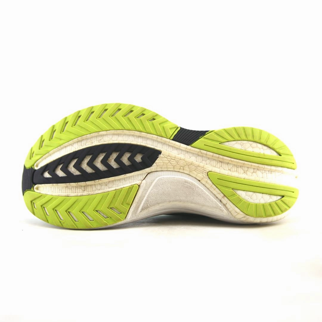 SAUCONY TEMPUS Saucony casual footwear looks
