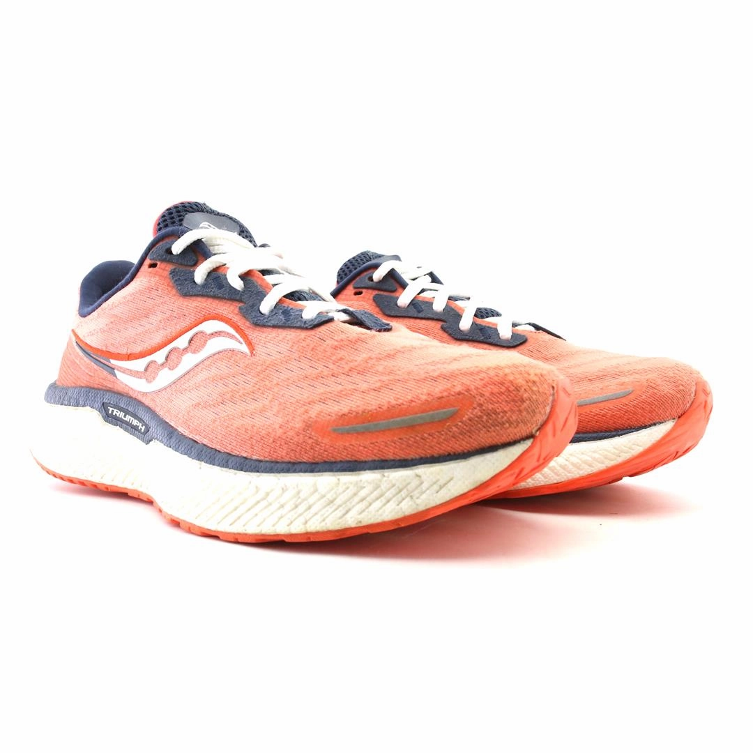 SAUCONY TRIUMPH 19 Saucony casual footwear looks