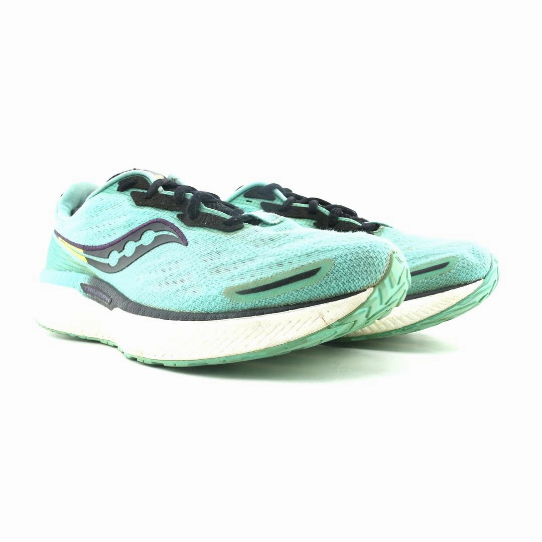 SAUCONY TRIUMPH 19 Saucony casual footwear looks