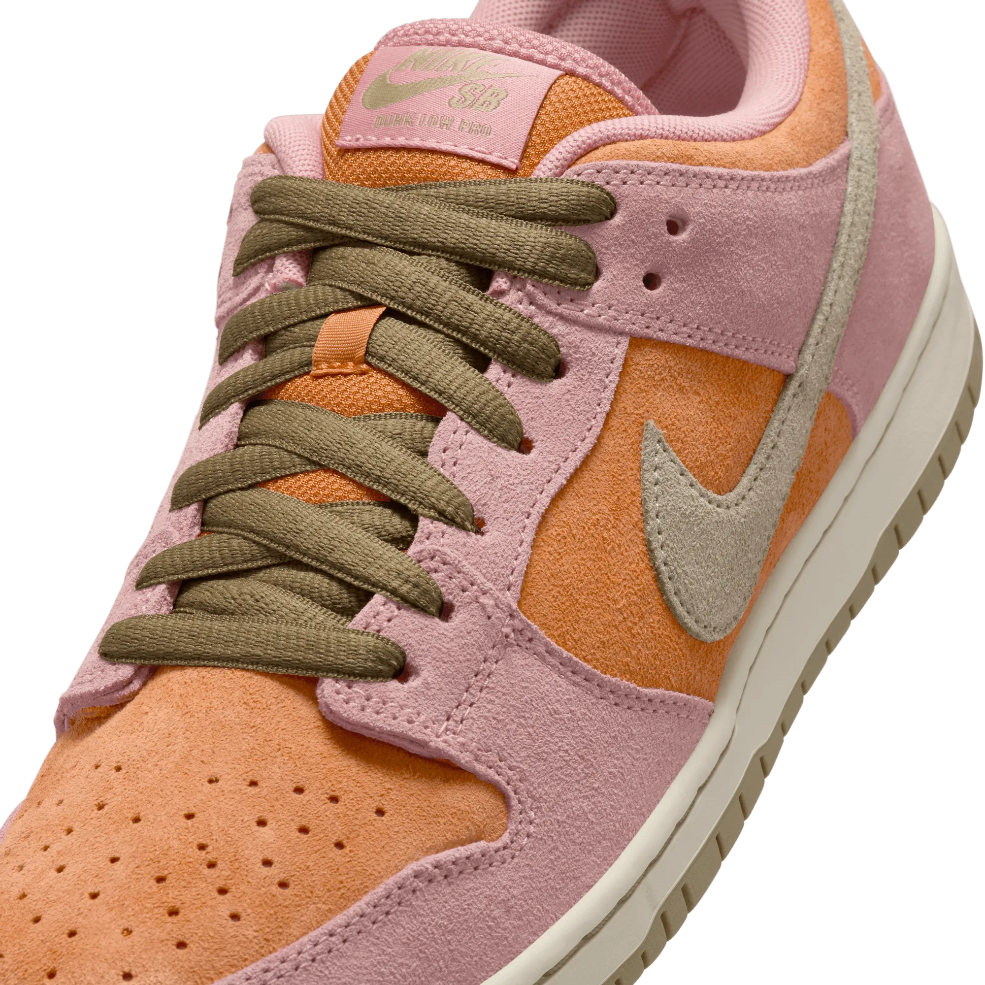SB Dunk Low 'Red Stardust'