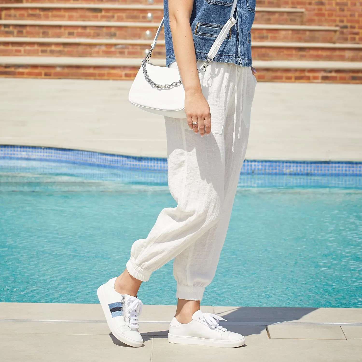 Sprint: White Leather & Multi Denim